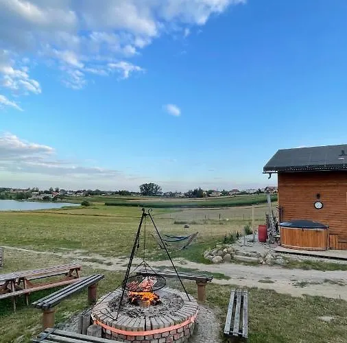 Kaszuby, Z Alpakami- Z Lazienka